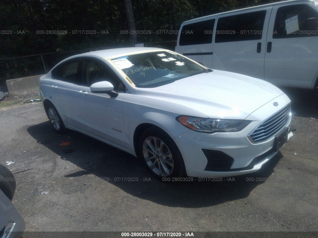 Ford Fusion hybrid (2019)