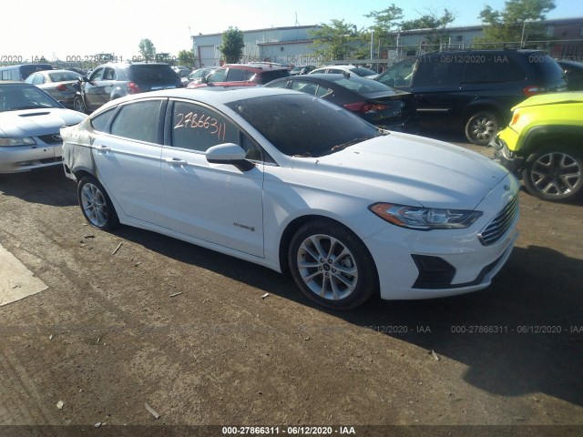 Ford Fusion hybrid (2019)