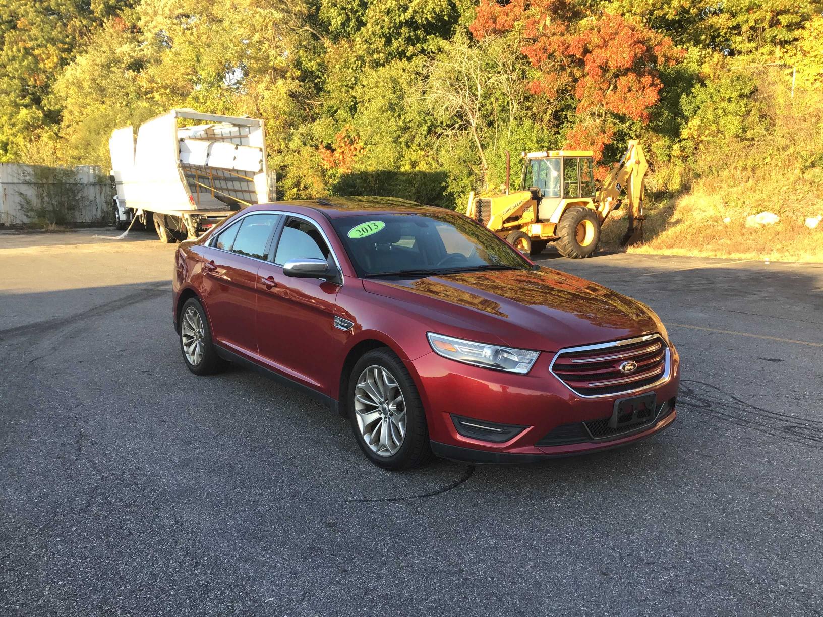 Ford Taurus lim (2013)