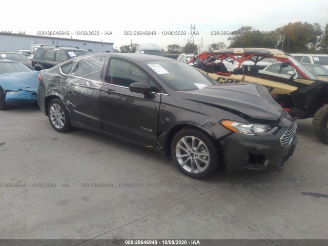 Ford Fusion hybrid (2019)