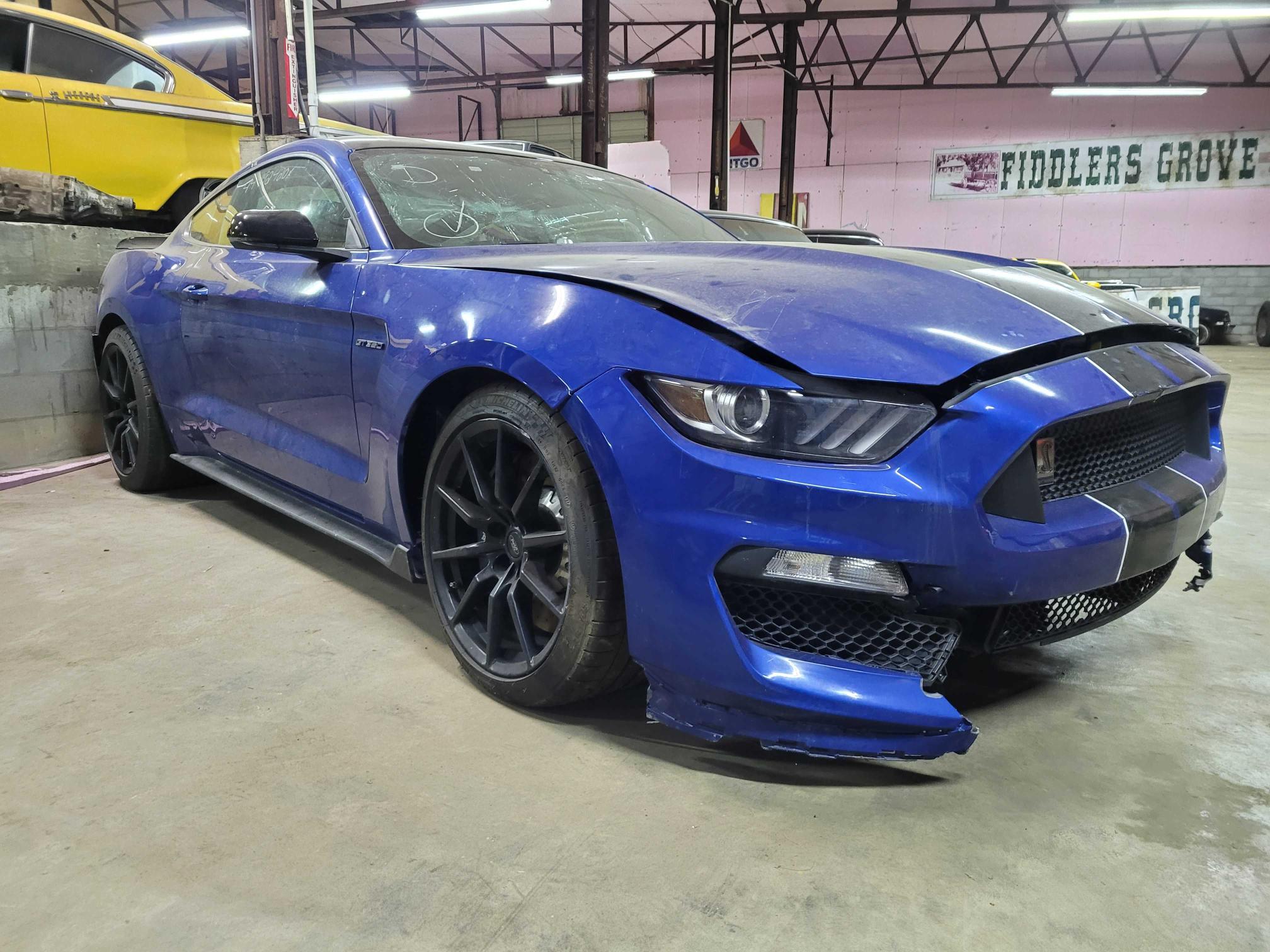 Ford Mustang sh (2017)