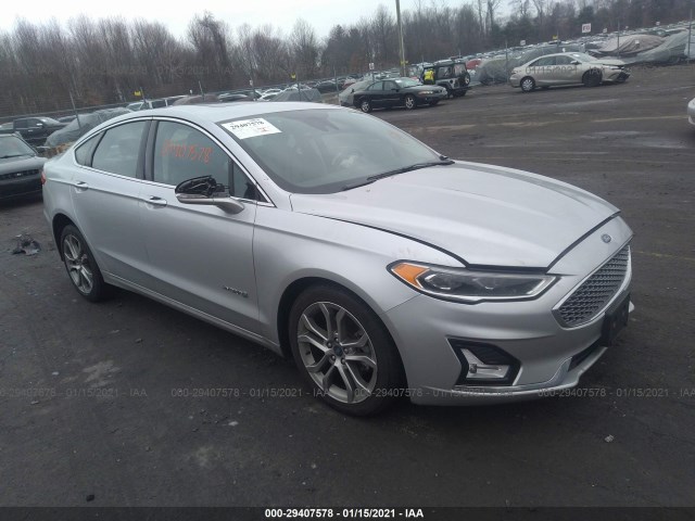 Ford Fusion hybrid (2019)