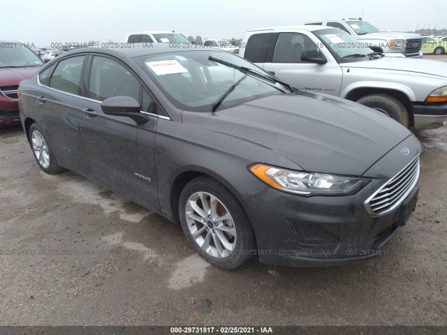 Ford Fusion hybrid (2019)