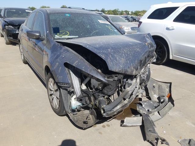 Honda Accord lx (2012)