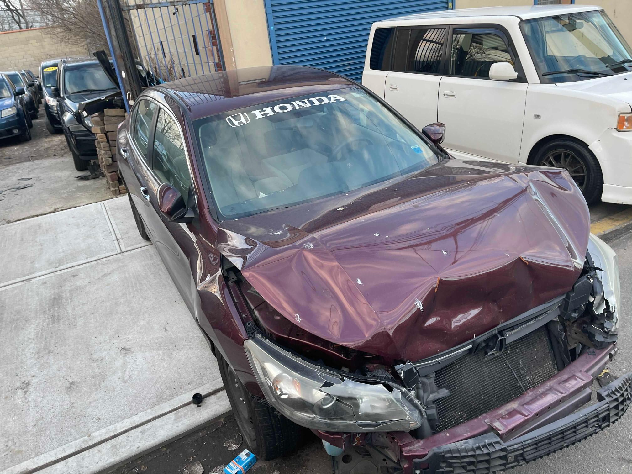 Honda Accord lx (2013)