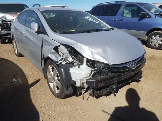 Hyundai Elantra gl (2012)