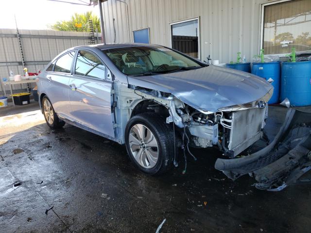 Hyundai Sonata hyb (2013)