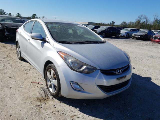Hyundai Elantra gl (2013)