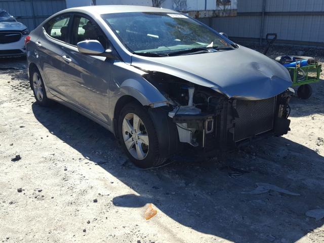 Hyundai Elantra gl (2013)
