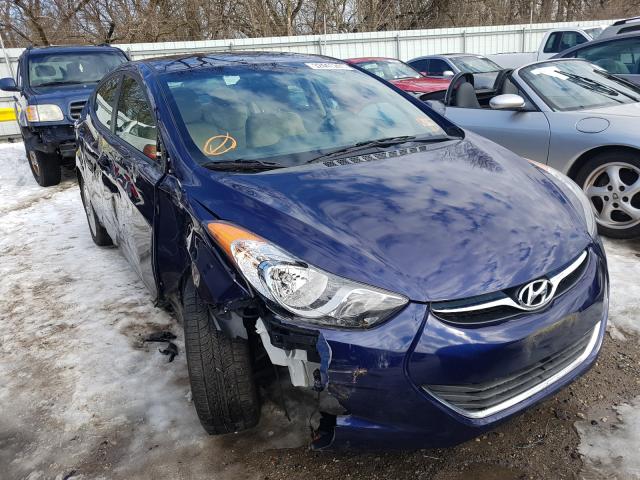 Hyundai Elantra gl (2013)