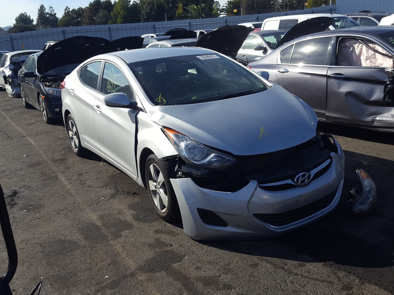 Hyundai Elantra gl (2013)