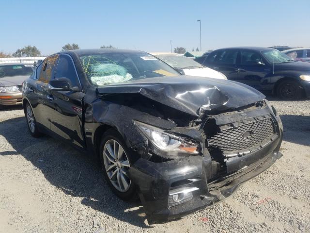 Infiniti Q50 base (2015)