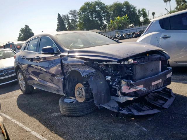 Infiniti Qx30 base (2018)
