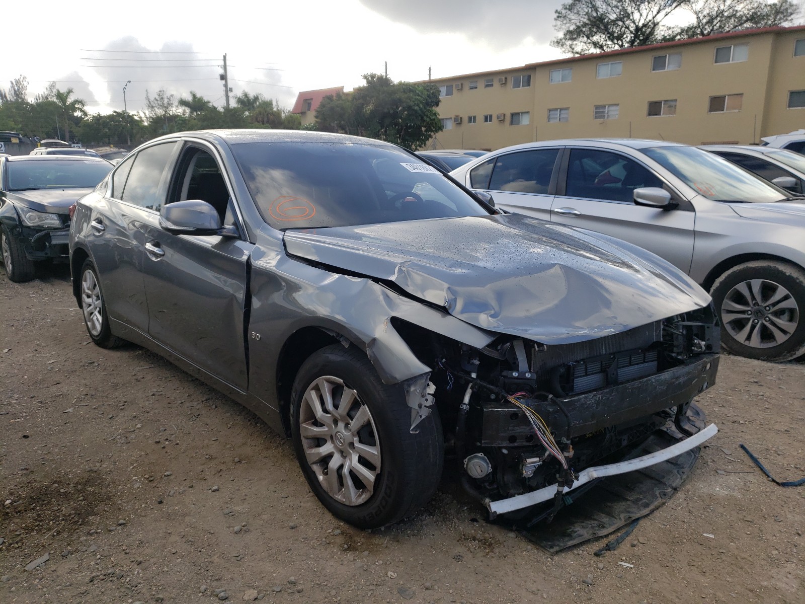 Infiniti Q50 luxe (2019)