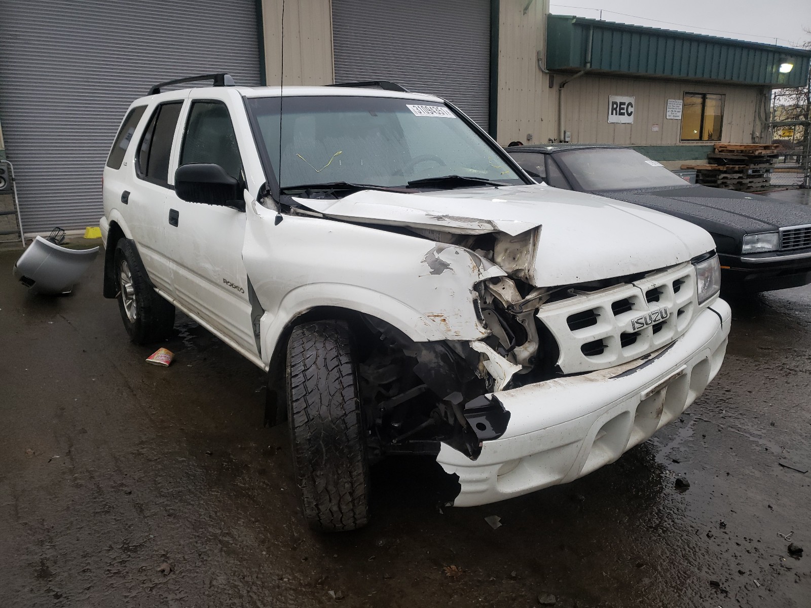 Isuzu Rodeo s (2000)