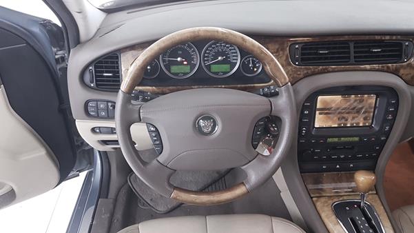 Jaguar S type 2005