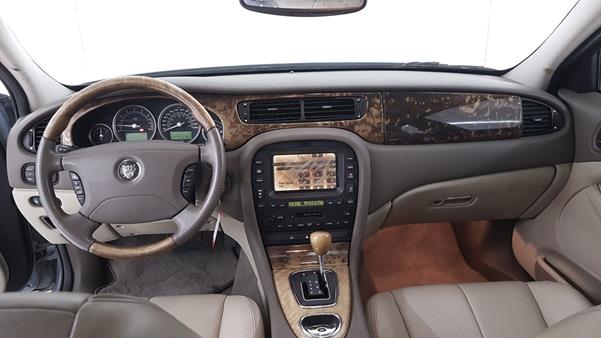 Jaguar S type 2005