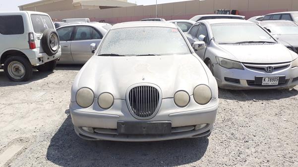 Jaguar S type (2000)