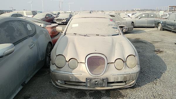 Jaguar S type (2000)