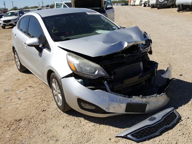 Kia Rio ex (2013)