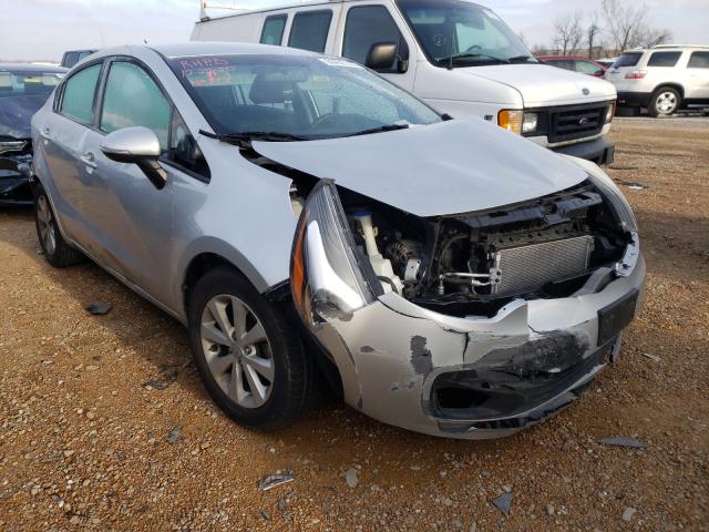 Kia Rio ex (2013)