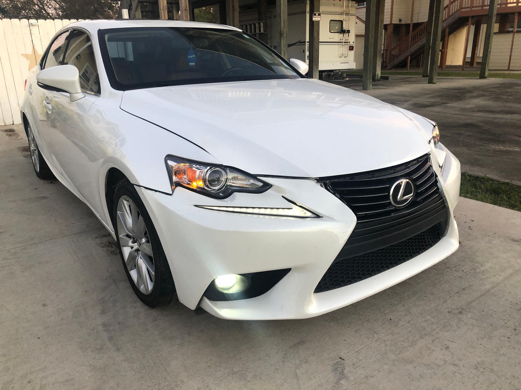 Lexus Is 200t (2016)