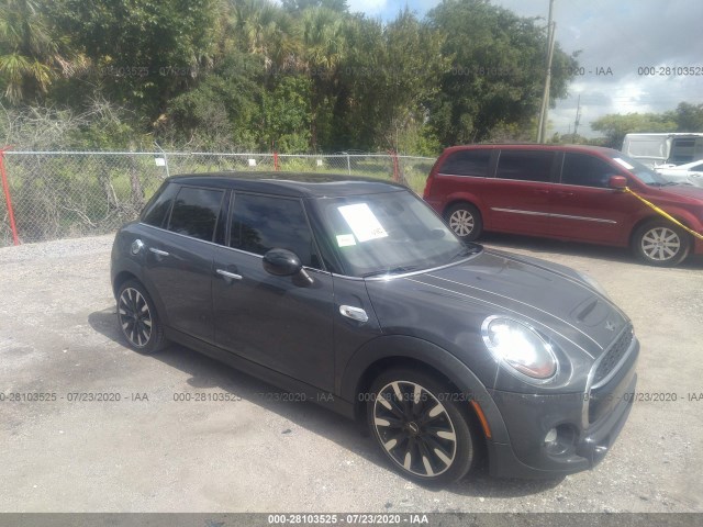 Mini Cooper hardtop 4 door (2016)