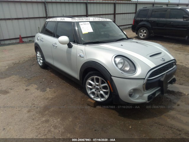 Mini Cooper hardtop 4 door (2016)