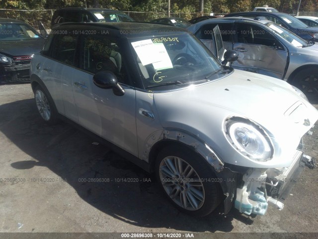 Mini Cooper hardtop 4 door (2016)