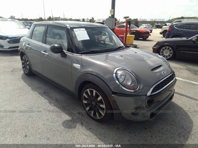 Mini Cooper hardtop 4 door (2015)