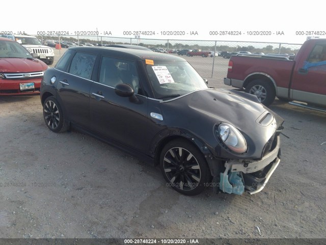 Mini Cooper hardtop 4 door (2016)
