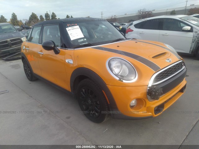 Mini Cooper hardtop 4 door (2015)
