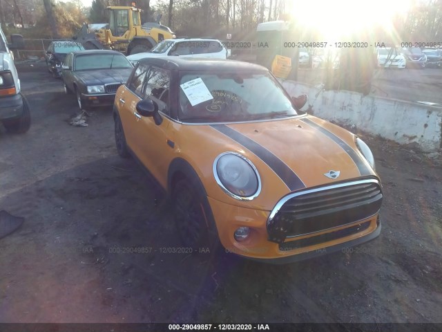 Mini Cooper hardtop 4 door (2016)
