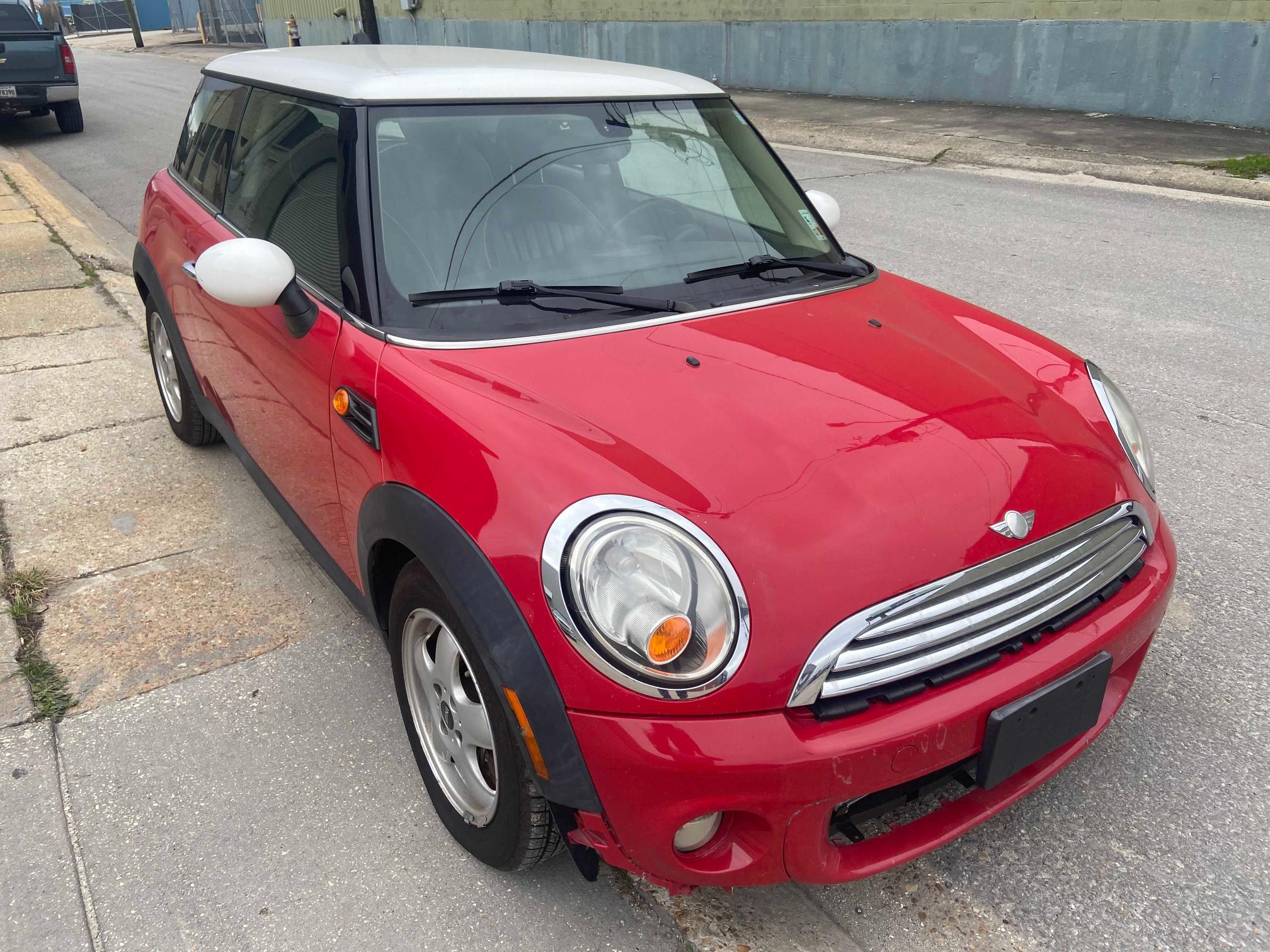 Mini Cooper (2011)