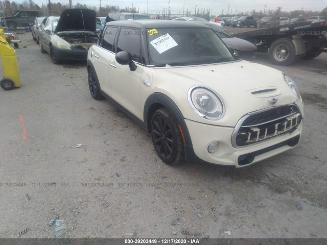 Mini Cooper hardtop 4 door (2015)