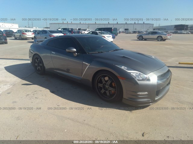 Nissan Gt-r (2015)