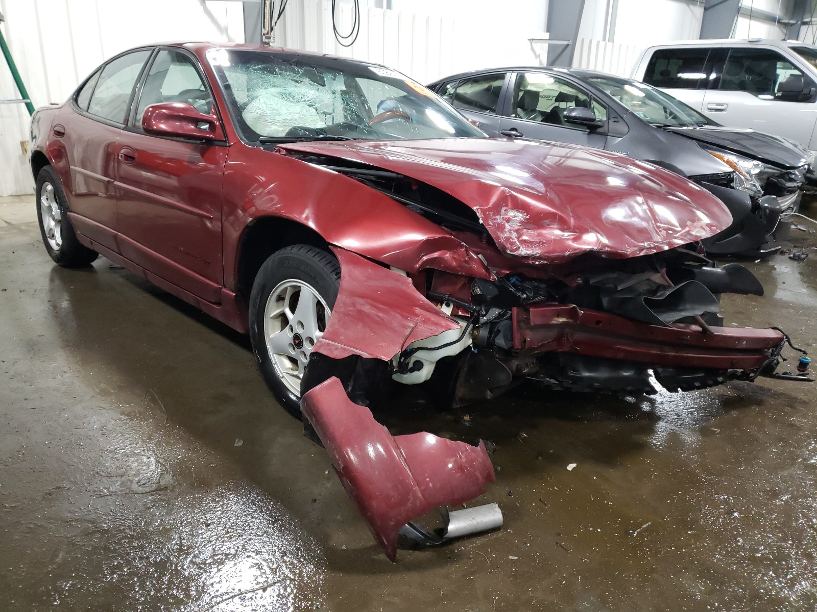 Pontiac Grand prix (2001)