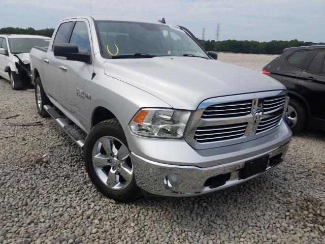 Ram 1500 slt (2017)