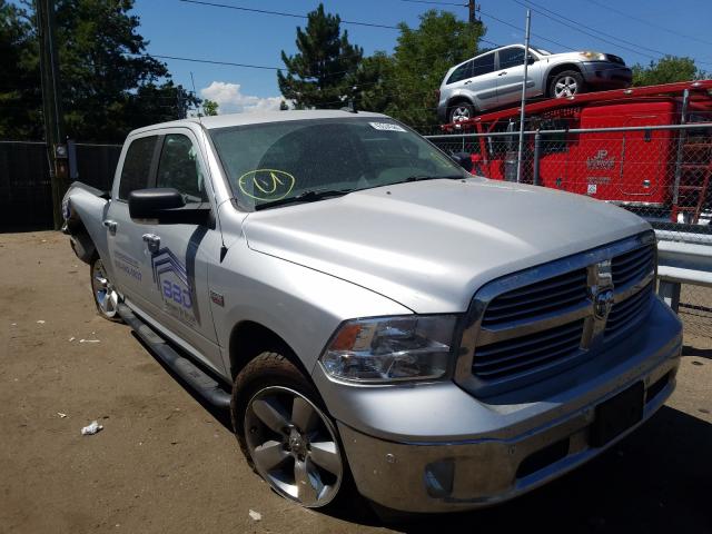 Ram 1500 slt (2017)