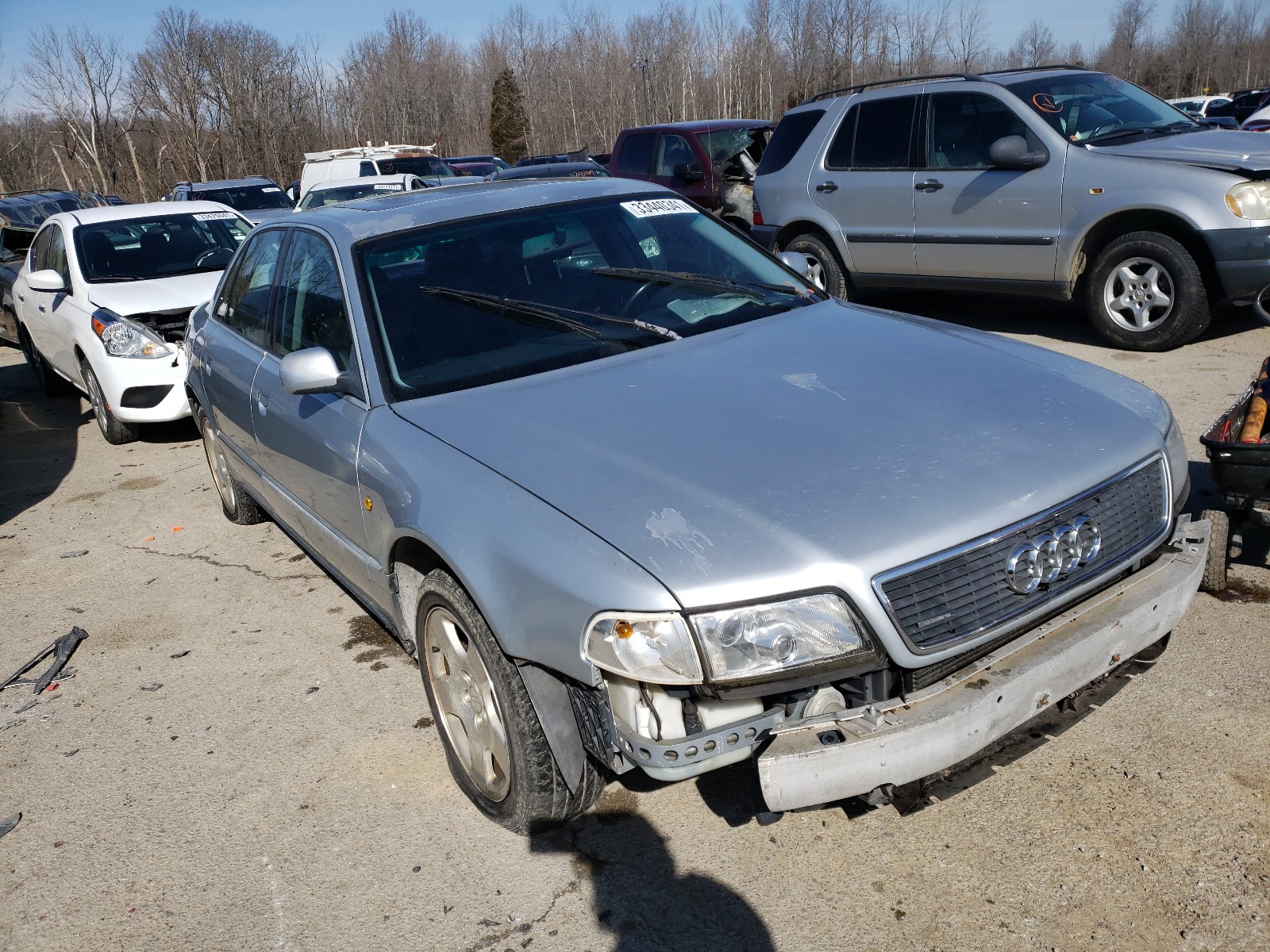 Audi A8 quattro (1998)