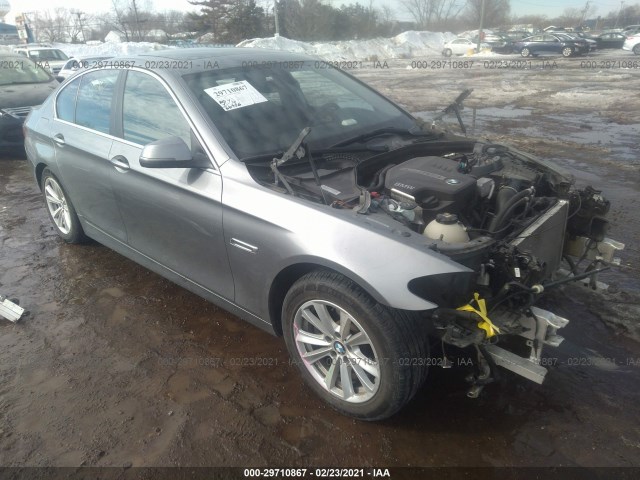 Bmw 5 (2015)