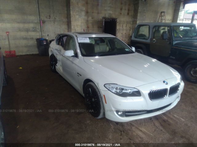 Bmw 5 (2011)