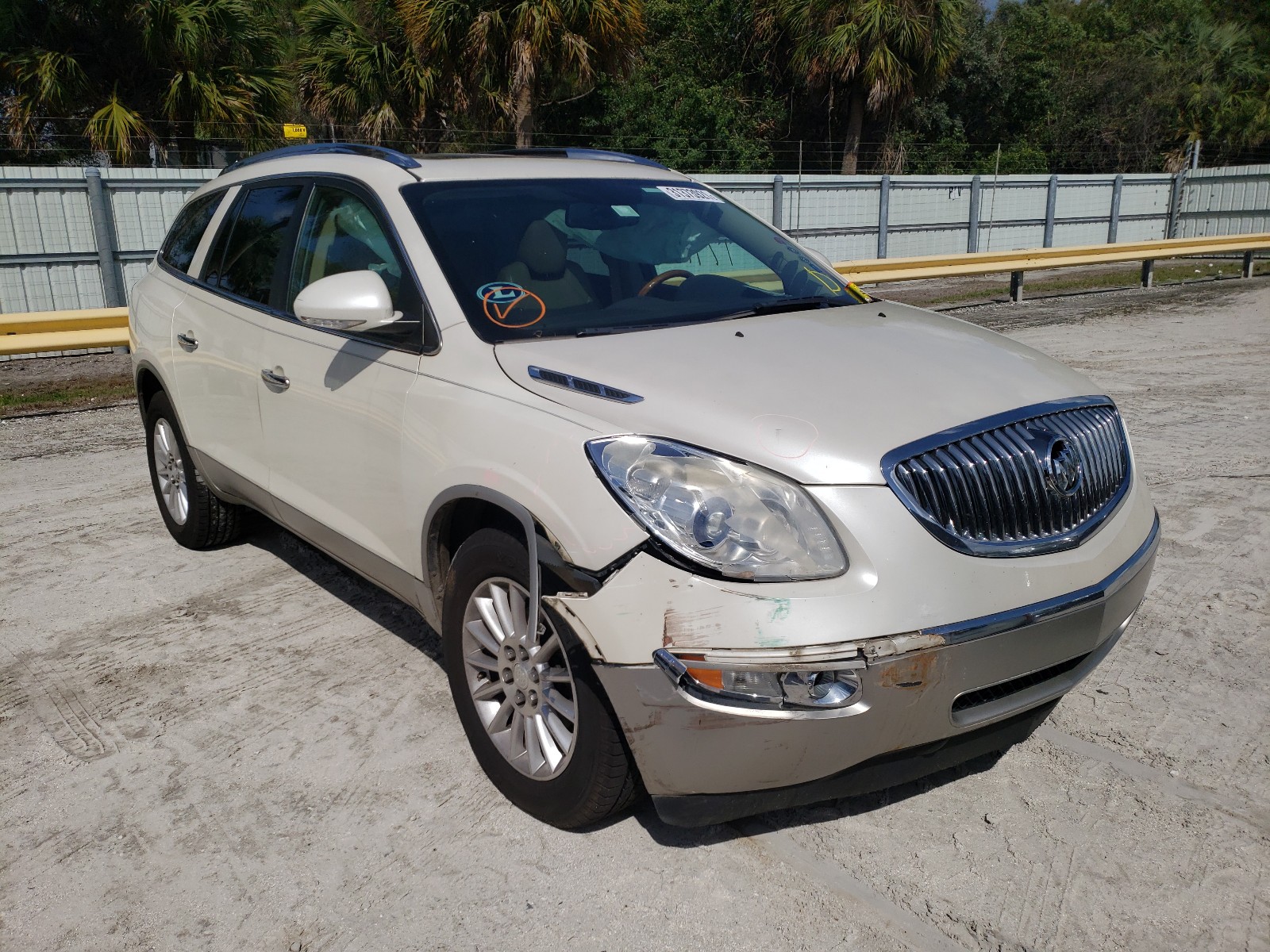 Buick Enclave cx (2010)