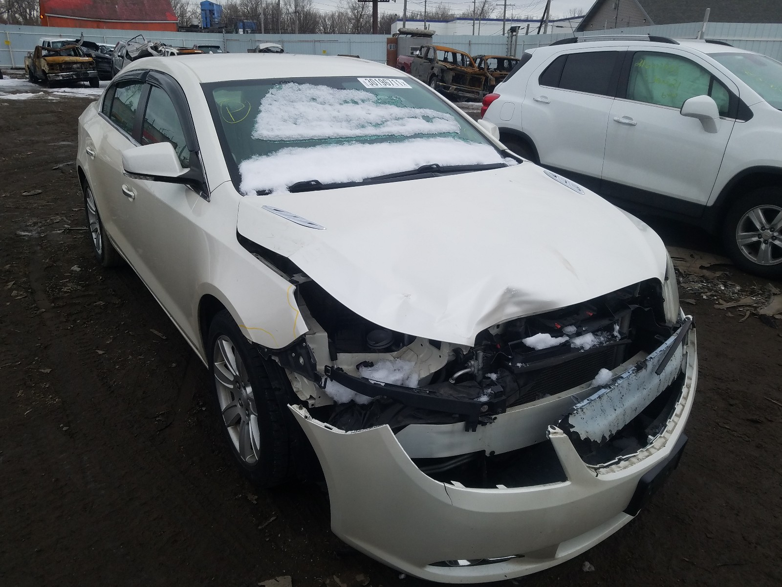 Buick Lacrosse c (2011)