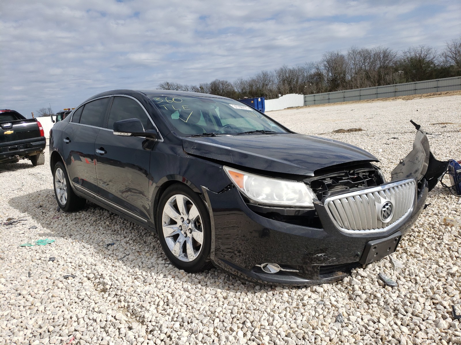 Buick Lacrosse p (2012)