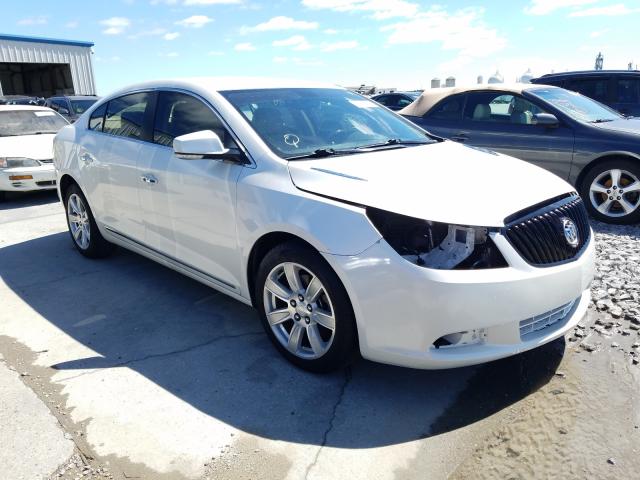 Buick Lacrosse c (2010)