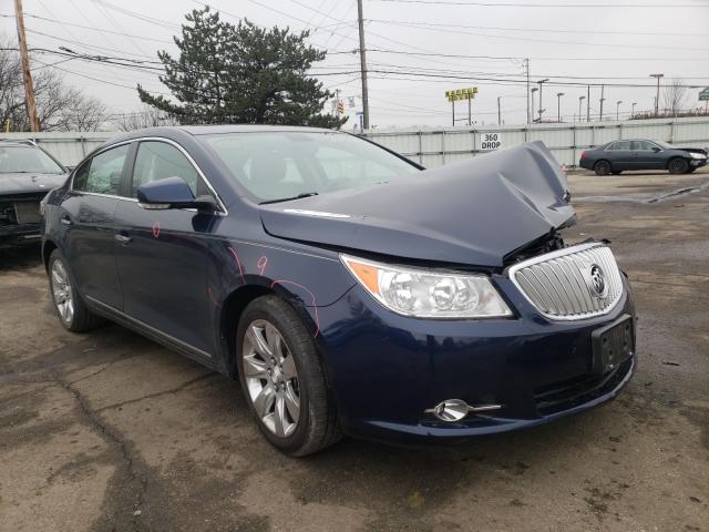 Buick Lacrosse c (2010)