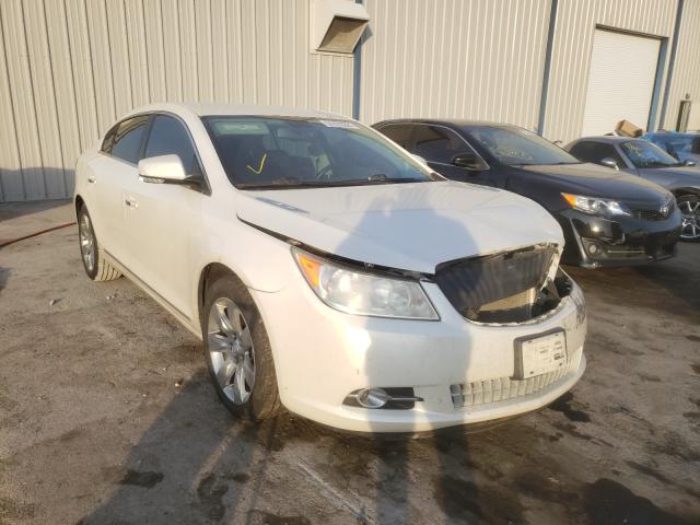Buick Lacrosse c (2011)