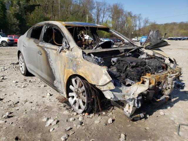 Buick Lacrosse c (2010)
