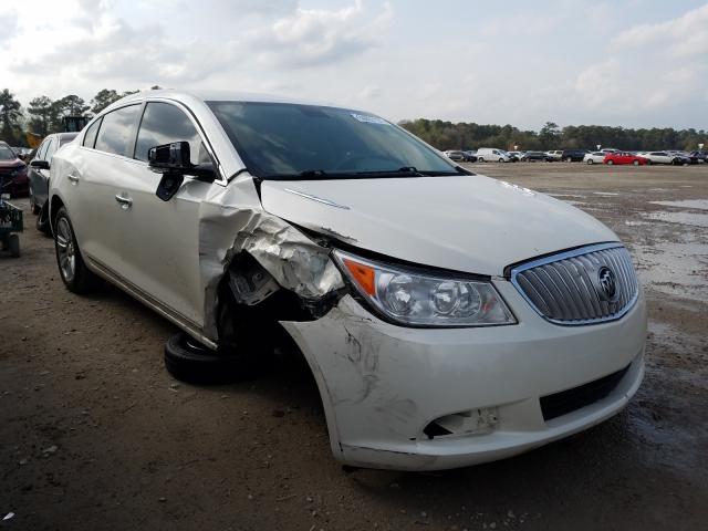 Buick Lacrosse c (2011)